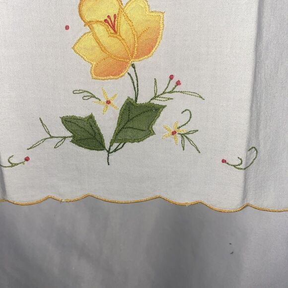 Set Of 3 vintage napkins table linen floral scalloped edge spring Farmhouse LN - Picture 12 of 14